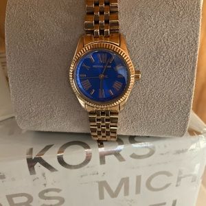 MK3272 Petite Mk Watch NWOT